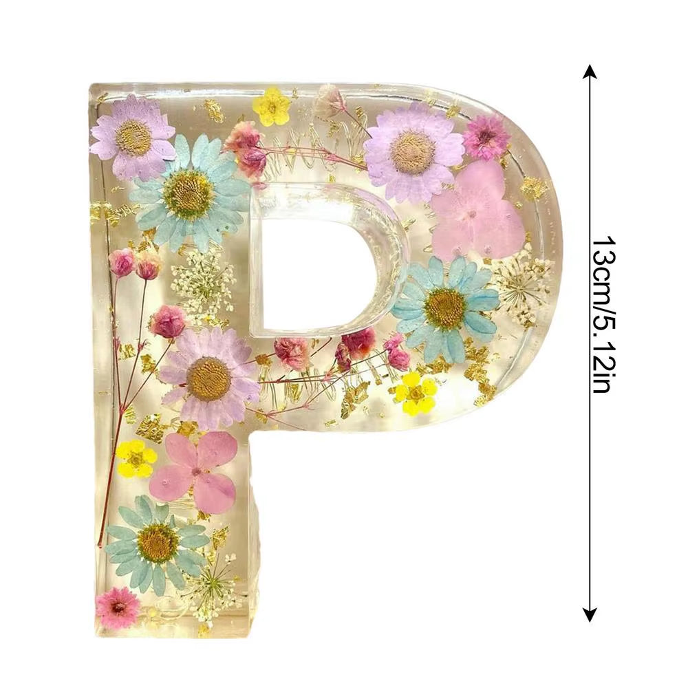 Floral 26 Letters Night Lights Decorative Resin Lamp with Initial Letter & Dry Flower Creative Table Light Night Lamp Glowing