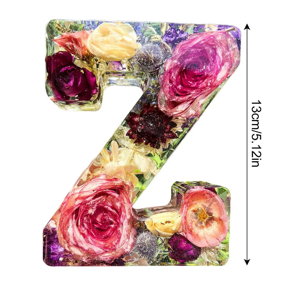 Floral 26 Letters Night Lights Decorative Resin Lamp with Initial Letter & Dry Flower Creative Table Light Night Lamp Glowing