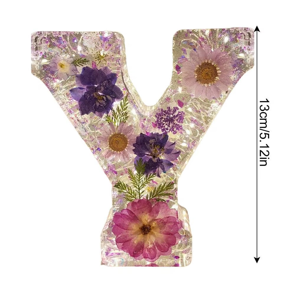 Floral 26 Letters Night Lights Decorative Resin Lamp with Initial Letter & Dry Flower Creative Table Light Night Lamp Glowing