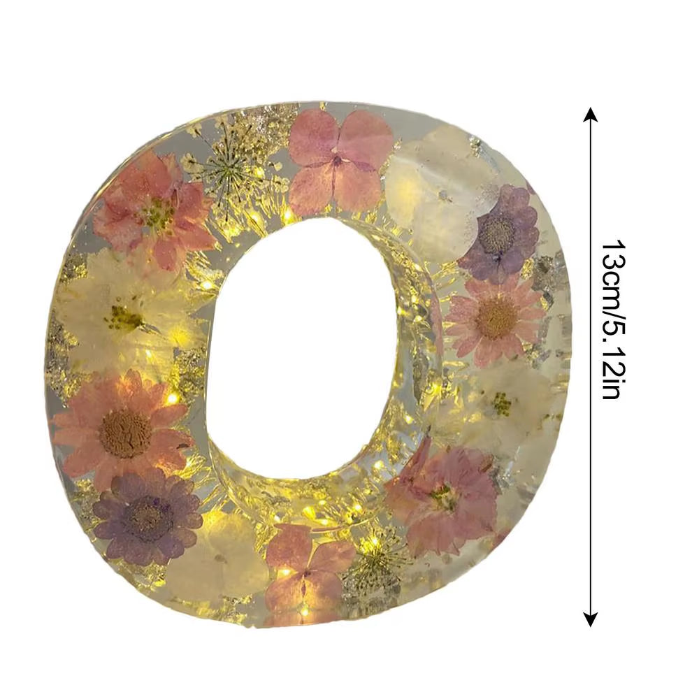 Floral 26 Letters Night Lights Decorative Resin Lamp with Initial Letter & Dry Flower Creative Table Light Night Lamp Glowing